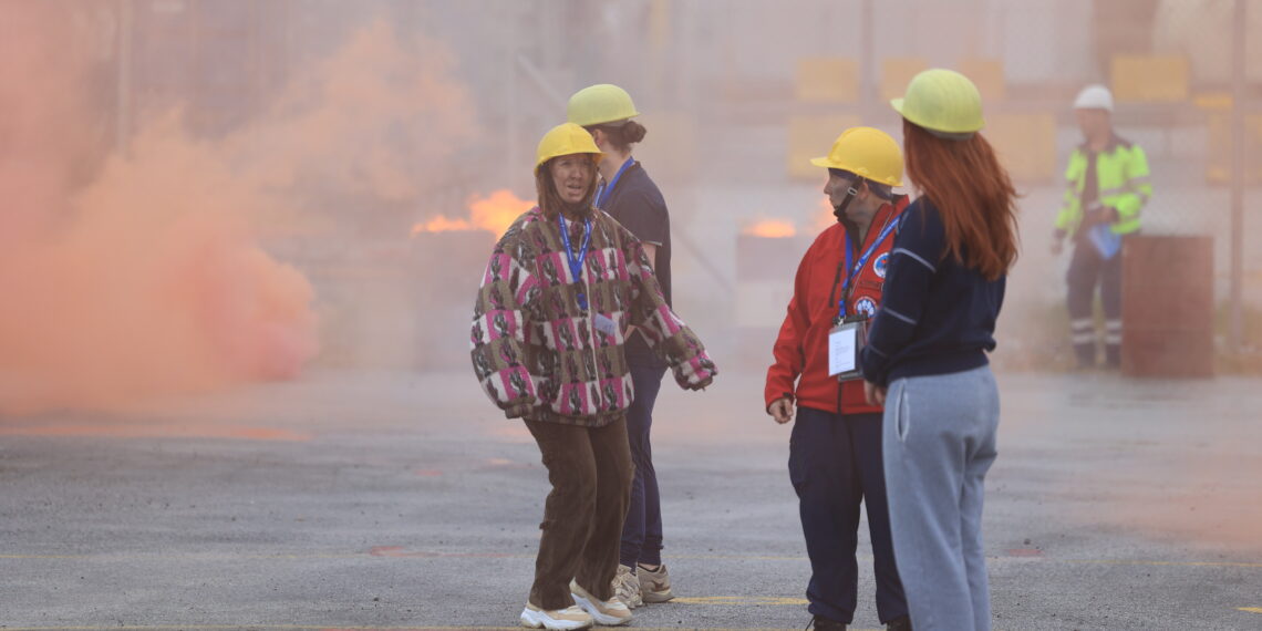 Άσκηση στο λιμάνι – Εκρηξη σε φορτηγό και διαρροή επικίνδυνου αερίου με τραυματισμούς στον ΟΛΘ