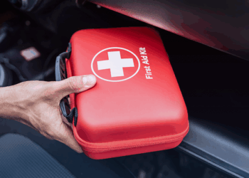 Τι πρέπει να έχει το φαρμακείο του αυτοκινήτου από τις 18 Ιουνίου