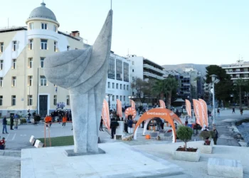 Βόλος σε «ασπρόμαυρο» ρυθμό πριν τον τελικό ΠΑΟΚ – ΟΦΗ στο Πανθεσσαλικό