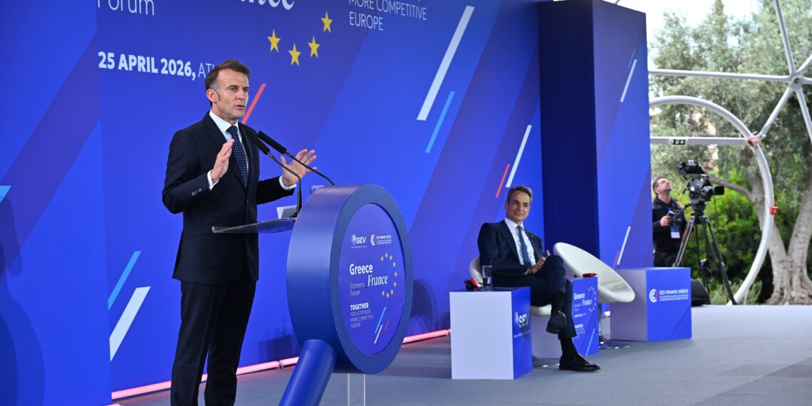 Ελληνογαλλικό Forum: Μακρόν και Μητσοτάκης στέλνουν μήνυμα ενότητας – «Πρότυπο η συνεργασία Ελλάδας – Γαλλίας»