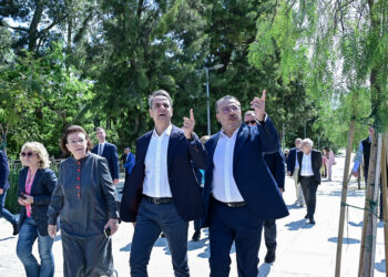 Επίσκεψη Κ. Μητσοτάκη στη Βασιλίσσης Όλγας για τα έργα ανάπλασης