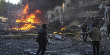 Ισραήλ: Φονικές αεροπορικές επιδρομές στο Λίβανο – 254 νεκροί, ξεπερνούν τους 1.100 οι τραυματίες