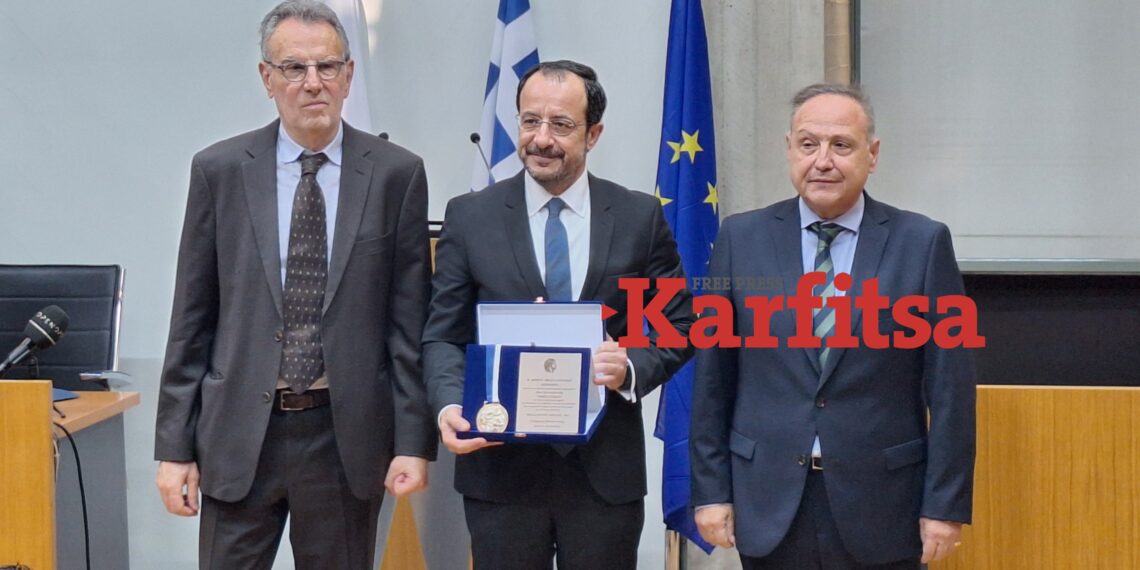 Επίτιμος δημότης Θεσσαλονίκης ο Ν. Χριστοδουλίδης – Του απονεμήθηκε τιμητική πλακέτα στο δημαρχείο (ΦΩΤΟ+Video)