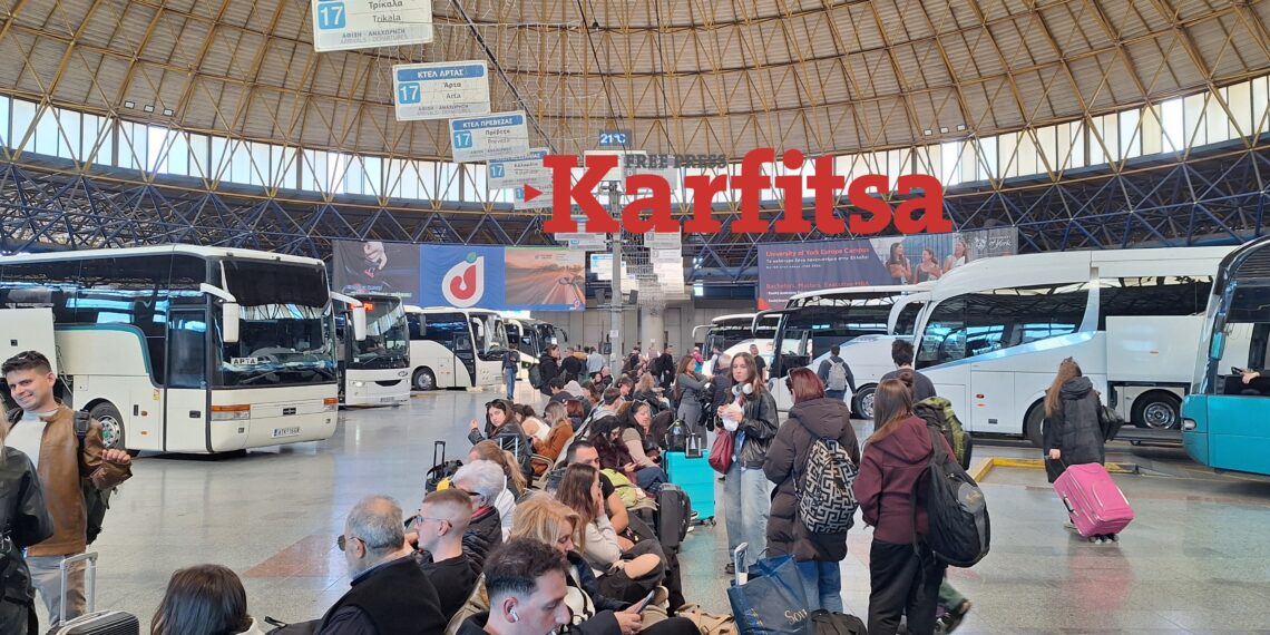 ΚΤΕΛ Μακεδονία: Το αδιαχώρητο για την έξοδο των εκδρομέων – 25 έκτακτα δρομολόγια τη Μ. Παρασκευή (ΦΩΤΟ+Video)