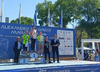 Θεσσαλονίκη: Χιλιάδες δρομείς πλημμύρισαν την πόλη στον επετειακό 20ό Διεθνή Μαραθώνιο «Μέγας Αλέξανδρος»