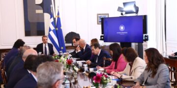 Μήνυμα Μητσοτάκη για το επιτελικό κράτος: σαφής διαχωρισμός ρόλων κυβέρνησης και Βουλής (VIDEO)