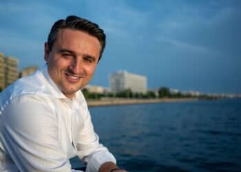 Παραιτήθηκε από το ΠΑΣΟΚ ο Αντώνης Σαουλίδης