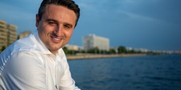 Παραιτήθηκε από το ΠΑΣΟΚ ο Αντώνης Σαουλίδης