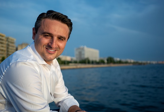 Παραιτήθηκε από το ΠΑΣΟΚ ο Αντώνης Σαουλίδης