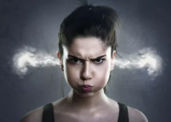 Αυτά είναι τα 6 ζώδια που θυμώνουν και μπορούν να τα κάνουν όλα «γυαλιά, καρφιά»