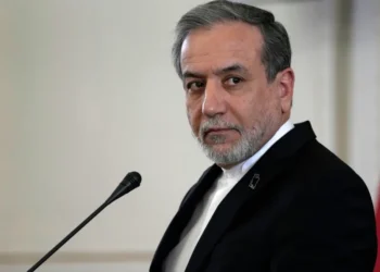 Ανοίγουμε τα Στενά, λήγετε τον αποκλεισμό των λιμανιών μας, τελειώνει ο πόλεμος προτείνει το Ιράν στον Τραμπ