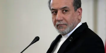 Ανοίγουμε τα Στενά, λήγετε τον αποκλεισμό των λιμανιών μας, τελειώνει ο πόλεμος προτείνει το Ιράν στον Τραμπ