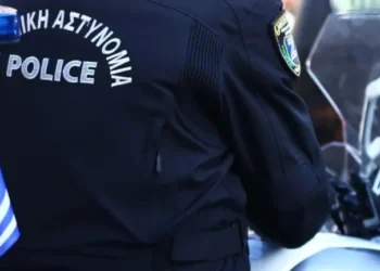 Επιχείρηση-σκούπα στον Εύοσμο: Δεκάδες έλεγχοι και 15 οχήματα εκτός κυκλοφορίας