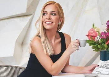 Οι φήμες για την Μαρίνα Αναστασοπούλου και το συμβόλαιο