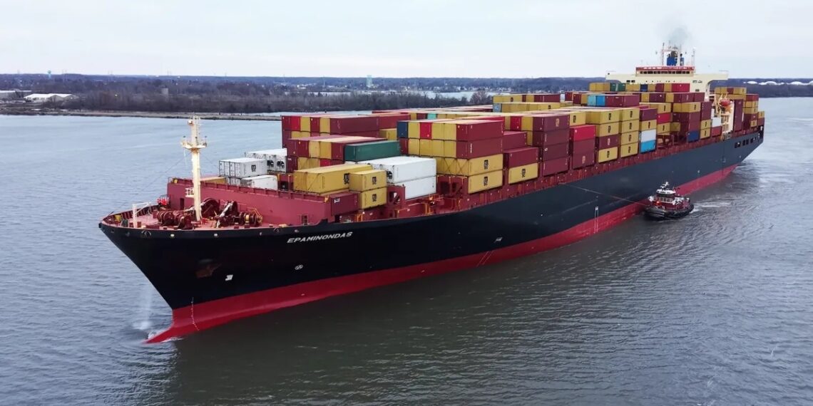 Το υπ. Ναυτιλίας διαψεύδει τα περί κατάσχεσης του πλοίου “Epaminondas” από τους Φρουρούς της Επανάστασης