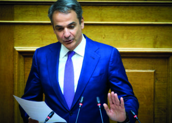 Κυριάκος Μητσοτάκης: Θεσμική φυγή προς τα εμπρός