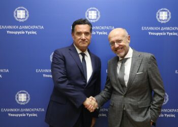 H συνάντηση του Άδωνι Γεωργιάδη με τον απερχόμενο Δημήτρη Βαρτζόπουλο