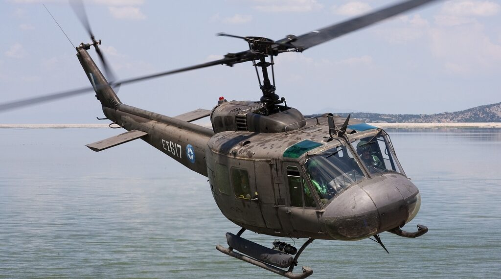 Αναγκαστική προσγείωση στρατιωτικού ελικοπτέρου κοντά στο Καστέλλι της Κρήτης