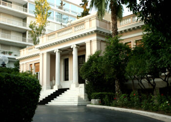 «Σφαγή» στο Μαξίμου: Διαβάστηκαν οι δικογραφίες του ΟΠΕΚΕΠΕ στη Βουλή – Έρχεται ανασχηματισμός