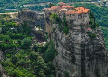 Μετέωρα: Νεκρή γυναίκα μετά από πτώση