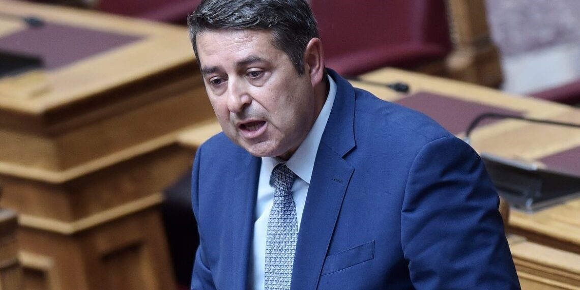 «Δέκα μέρες αγωνίας» για τον Γιώργο Μυλωνάκη μετά το ανεύρυσμα εγκεφάλου – Τι λέει ο γιατρός του Ευαγγελισμού