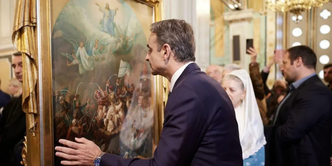 Για όσους βιάστηκαν να ειρωνευτούν! Σωστή η κίνηση του Κ. Μητσοτάκη να ασπαστεί την «Εικόνα της Εξόδου»