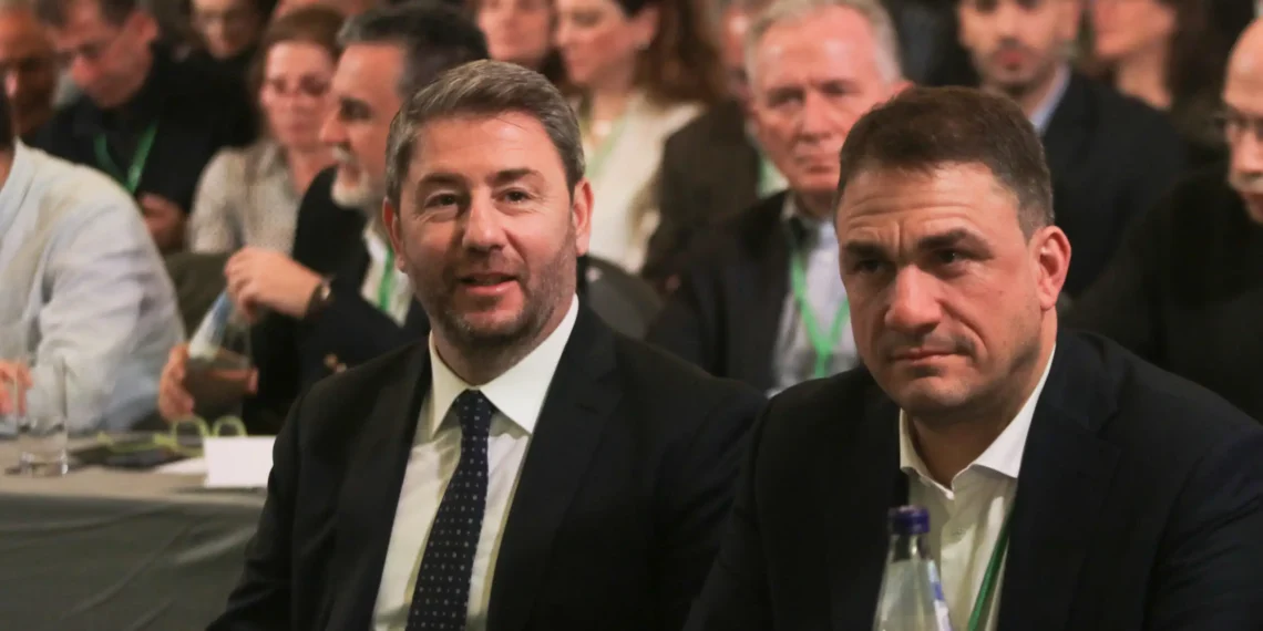 ΠΑΣΟΚ: Σε τροχιά ανασύνταξης με φαβορί τον Κώστα Τσουκαλά για τη θέση του Γραμματέα