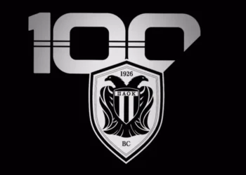 «Αδέλφια Ζείτε»: Το επετειακό σήμα του ΠΑΟΚ όπως το σχεδίασε και το αφηγείται ο Γιώργος Μαυρίδης (Video)