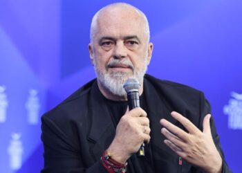 Έκανε χιούμορ λέει ο Ράμα για το σχόλιο πως οι Έλληνες «δεν είστε απόγονοι του Πλάτωνα» (Video)