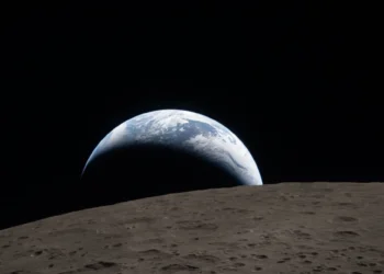 Συγκλονιστικό: Η πρώτη φωτογραφία της γης από την Σελήνη