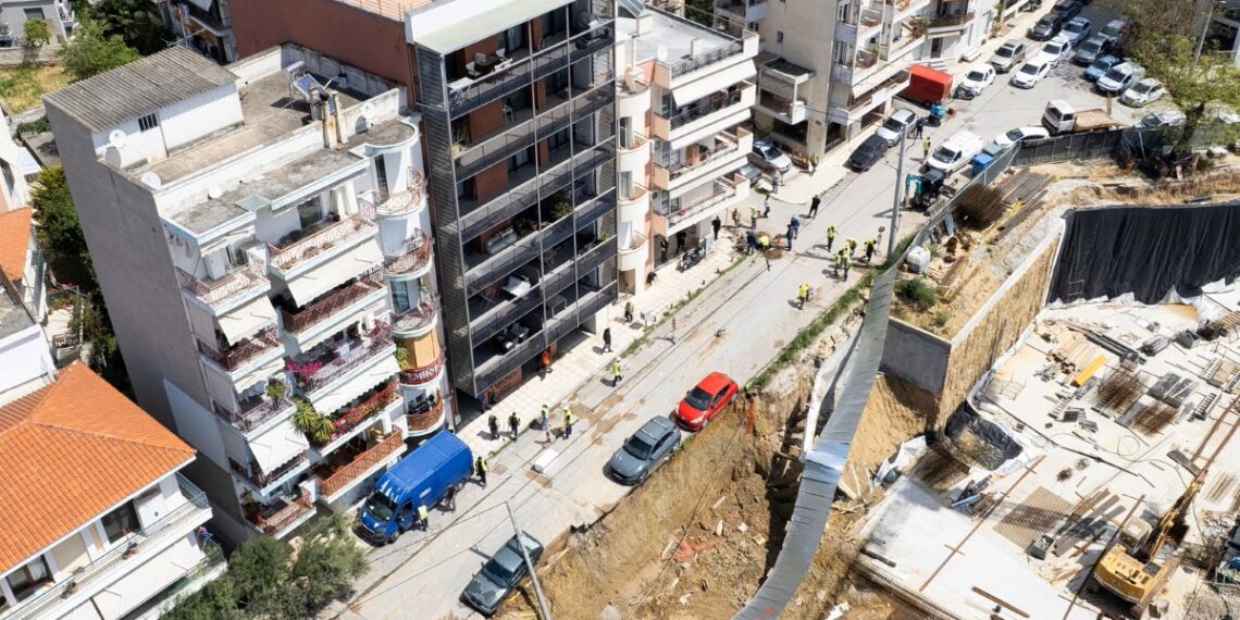 Θεσσαλονίκη: Υποχώρηση εδάφους στη σε εργοτάξιο – Ελεύθερος αφέθηκε ο 28χρονος που είχε συλληφθεί