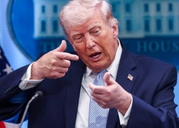 Ο Τραμπ απειλεί εκ νέου το Ιράν: «Ένας ολόκληρος πολιτισμός θα πεθάνει απόψε»