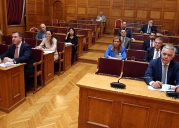 Την άρση ασυλίας των 11 βουλευτών εισηγείται η επιτροπή Δεοντολογίας