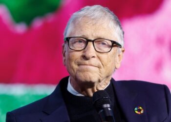 Ο Μπιλ Γκέιτς κλήθηκε να καταθέσει στο Κογκρέσο για τις σχέσεις του με τον Τζέφρι Έπστιν