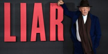 Ο Ίαν ΜακΚέλεν αποθεώνει τον Τζόνι Ντεπ μετά τη συνεργασία τους