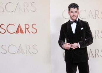 Ο Νικ Τζόνας στη νέα ρομαντική ταινία του Netflix