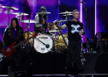 Ο Ρόμπι Γουίλιαμς παραδέχθηκε ότι χρησιμοποιεί ΤΝ για τις αναρτήσεις στο Instagram