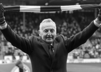 Πέθανε ο θρύλος της Μπλάκμπερν, Τόνι Παρκς