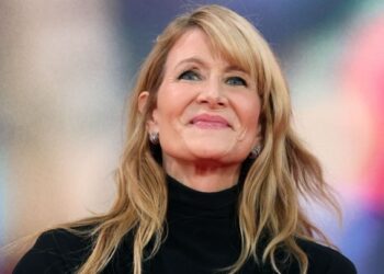 Η Λόρα Ντερν εισβάλλει στον 4ο κύκλο του «The White Lotus»