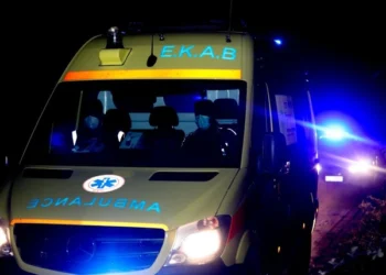Εύοσμος: Στο νοσοκομείο 67χρονος μετά από μαχαίρωμα μέσα σε διαμέρισμα (PICS & VIDEO)