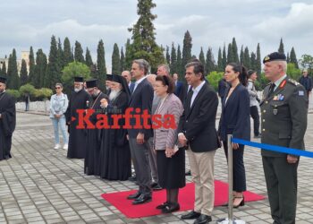 Στα Κοιμητήρια Ζέιντελικ ο Κ. Μητσοτάκης – Κατέθεσε στεφάνι για τους αγωνιστές της αντίστασης (ΦΩΤΟ+Video)