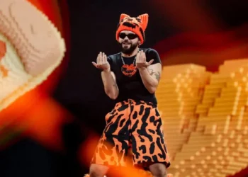 Eurovision 2026: Θερμή αποδοχή για τον Akylas στον τελικό – Ξεχώρισε η ελληνική εμφάνιση (VIDEO)