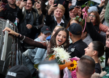Eurovision 2026: Θριαμβευτική επιστροφή της Dara στη Σόφια μέσα σε αποθέωση (VIDEO)