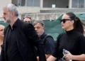 Ράγισε καρδιές η κόρη της Γωγώς Μαστροκώστα στον επικήδειο της: Θα είσαι για πάντα μέσα μου
