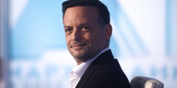 Δούκας: Να ανοίξει διάλογος ΠΑΣΟΚ – Τσίπρα για μια προοδευτική εναλλακτική διακυβέρνηση