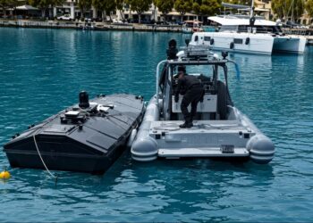 Λευκάδα: Θρίλερ με το πλωτό drone – Πληροφορίες ότι είχε εκρηκτικά (video)