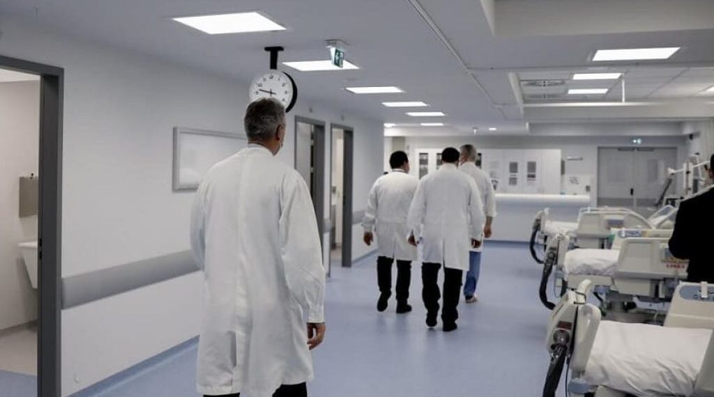 Ενισχύεται το ΕΣΥ στη Βόρεια Ελλάδα: Πού ανοίγουν νέες θέσεις γιατρών και ποια νοσοκομεία θα τους δεχθούν