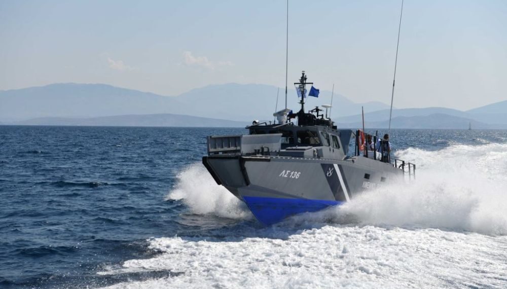 Λευκάδα: Στα χέρια των Αρχών το μυστηριώδες θαλάσσιο drone (video)