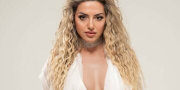 Ξεκινάει εμφανίσεις στη Θεσσαλονίκη η Ειρήνη Ντίσιου