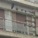 Θεσσαλονίκη: Κοράκι επιτίθεται σε περαστικούς (VIDEO)